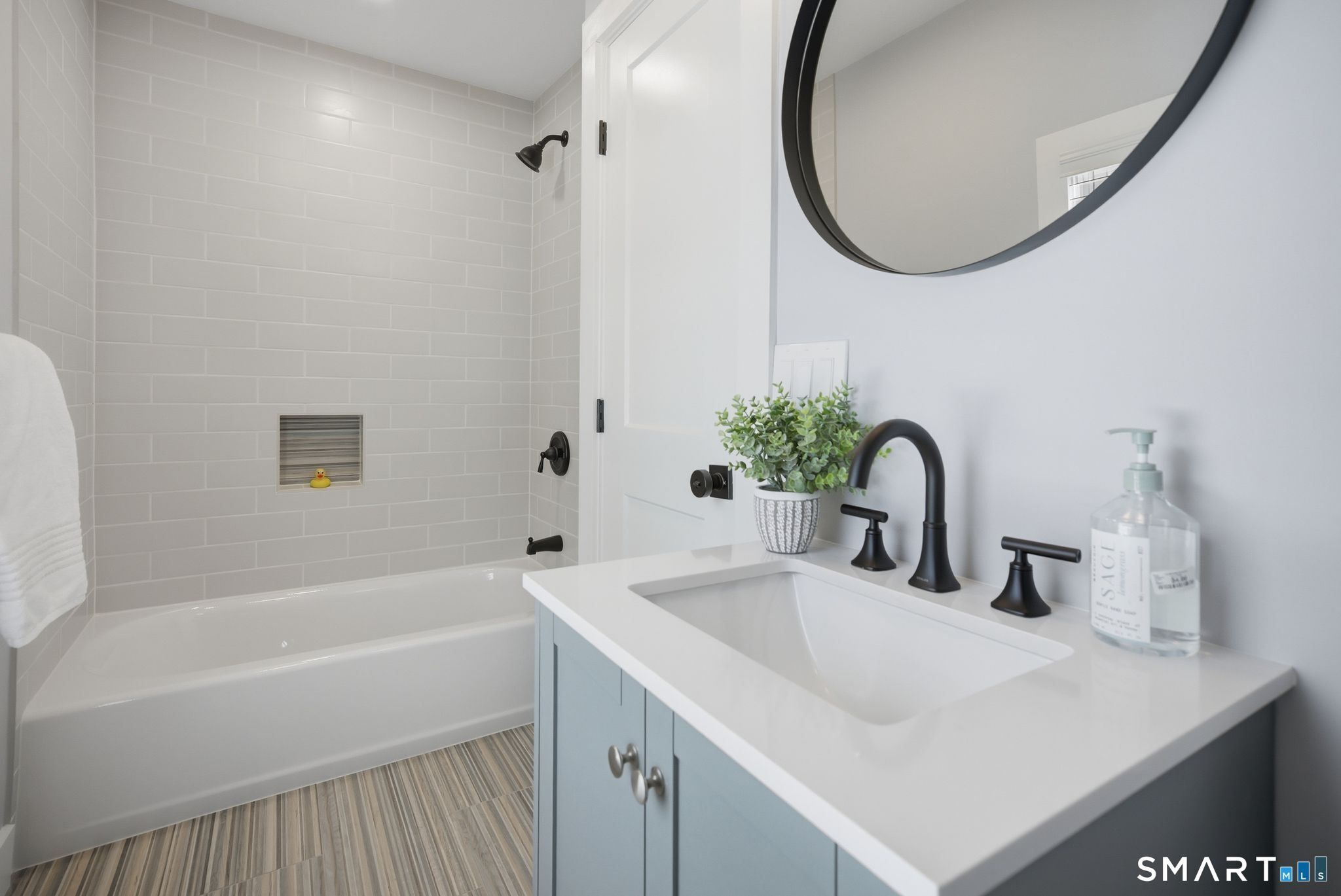 341 Crestwood Road Fairfield, CT 06824 - Photo 22 of 32