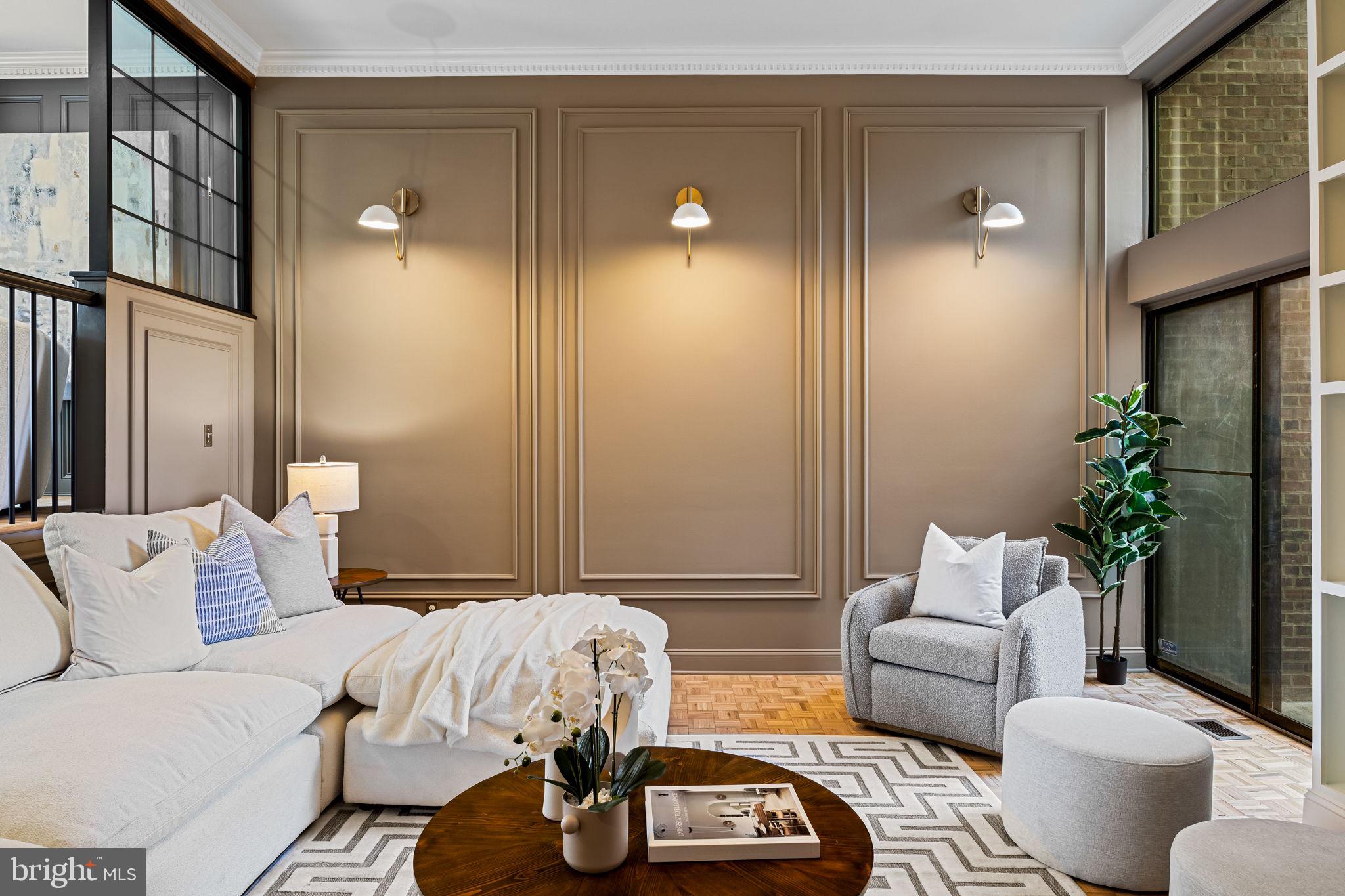 242 Locust Street Philadelphia, PA 19106 - Photo 18 of 62 a living room with furniture and a potted plant
