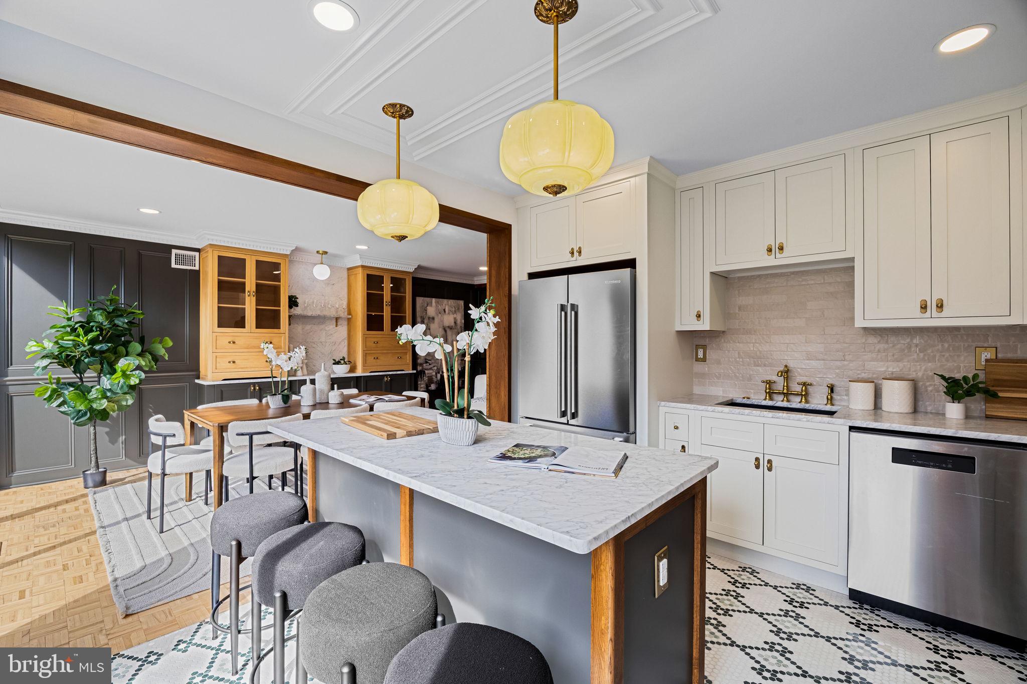 242 Locust Street Philadelphia, PA 19106 - Photo 4 of 62