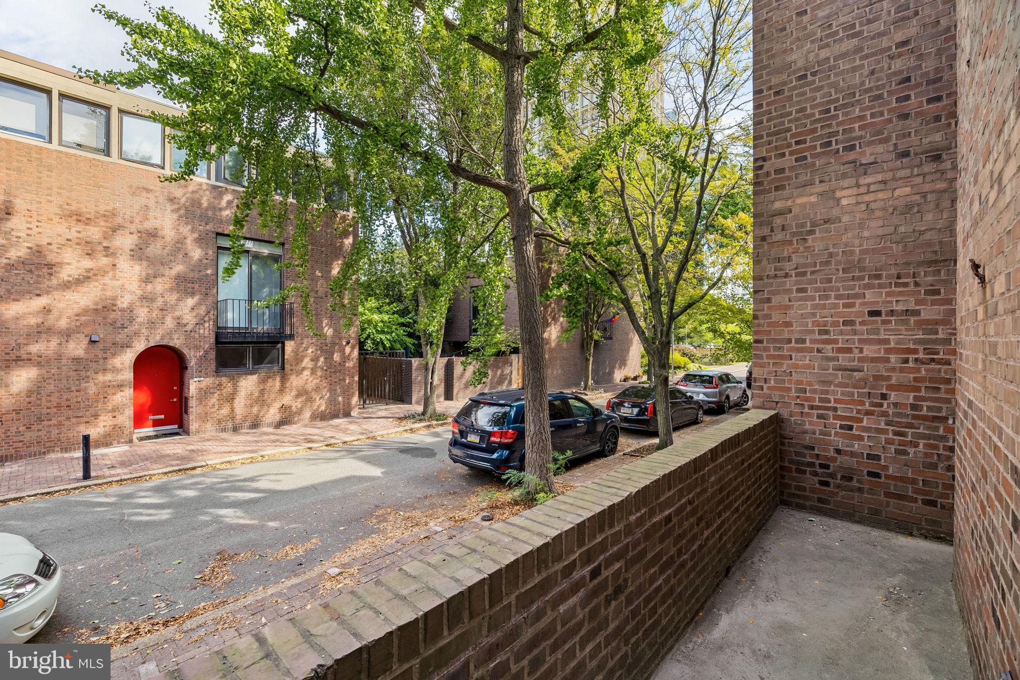 242 Locust Street Philadelphia, PA 19106 - Photo 59 of 62