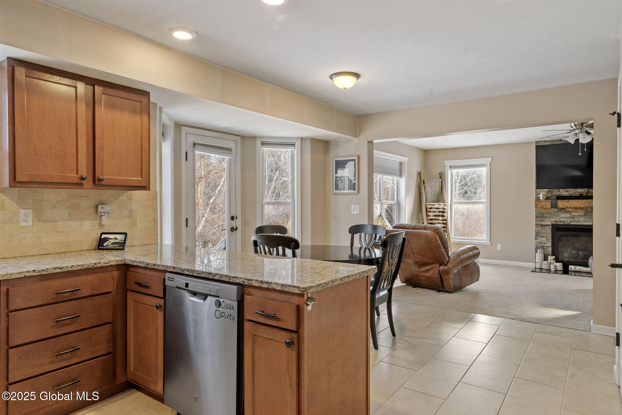 54 New Road Schodack, NY 12123 - Photo 11 of 45 37-web-or-mls-54-new-rd