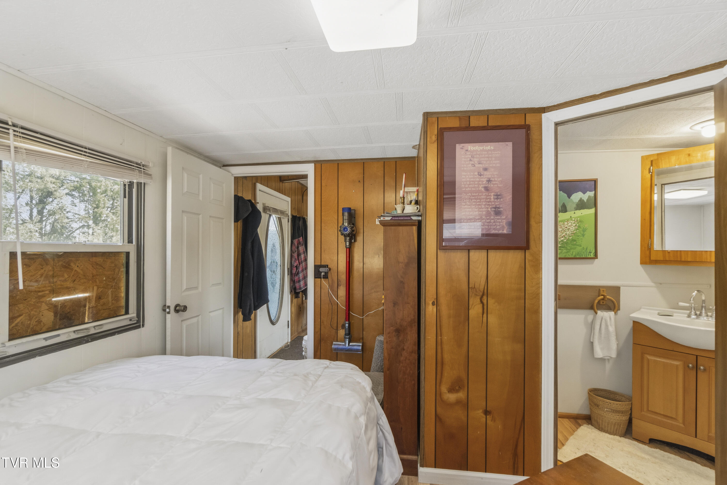 701 Doc Hawkins Road Greeneville, TN 37745 - Photo 16 of 51 DSC06638