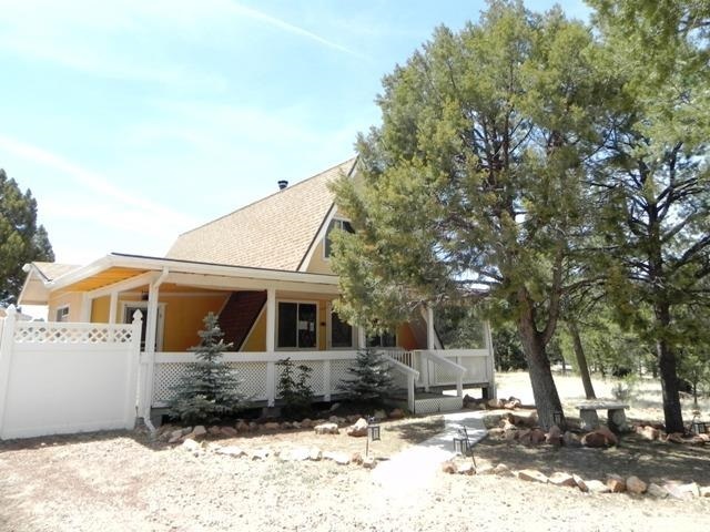 3001 Aspen Road Overgaard, AZ 85933 - Photo 1 of 36