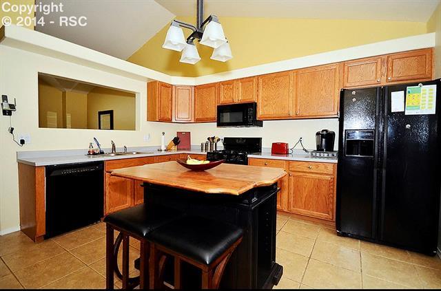 7735 Julynn Road Colorado Springs, CO 80919 - Photo 2 of 20
