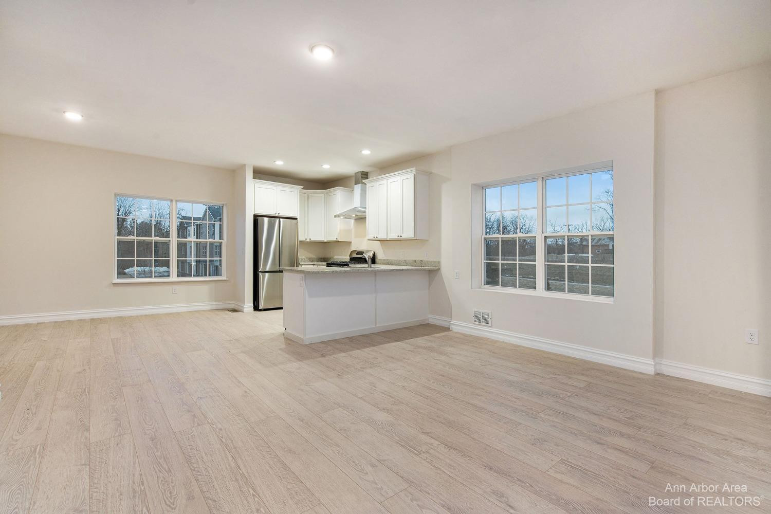 3231 Lohr Road Ann Arbor, MI 48108 - Photo 5 of 25 Photo 5