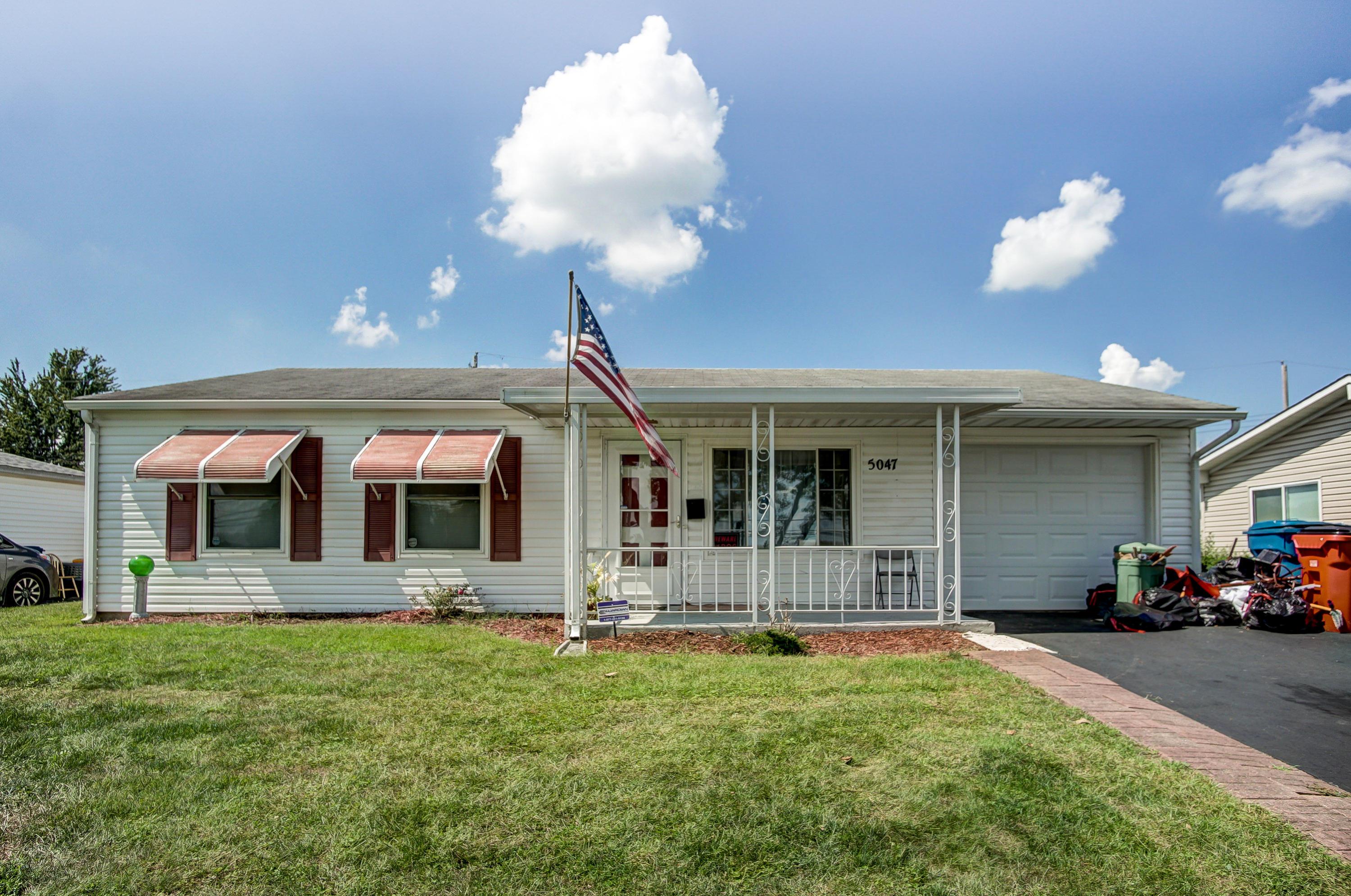5047 Lockbourne Road Columbus, OH 43207 - Photo 3 of 22