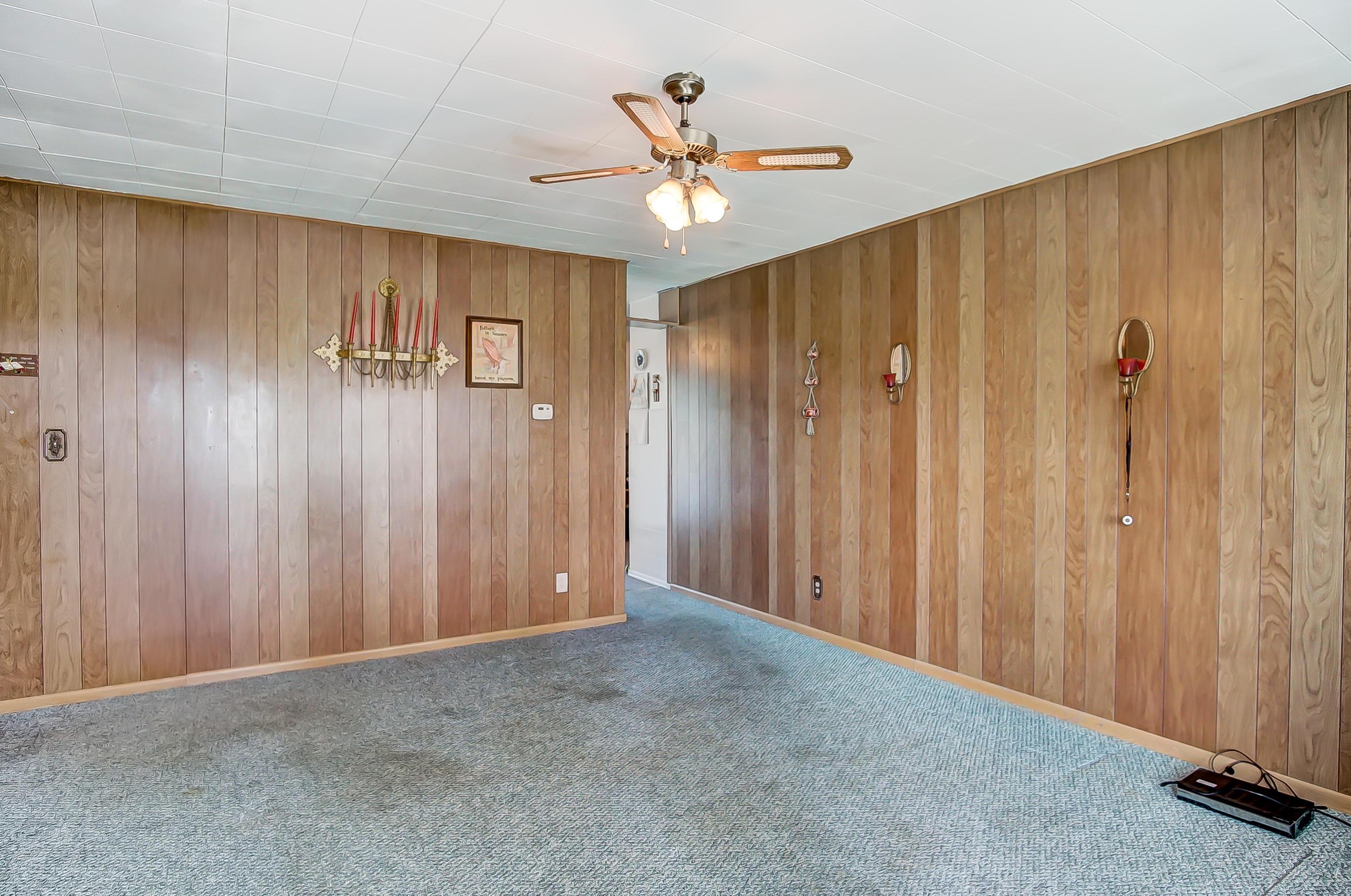 5047 Lockbourne Road Columbus, OH 43207 - Photo 4 of 22