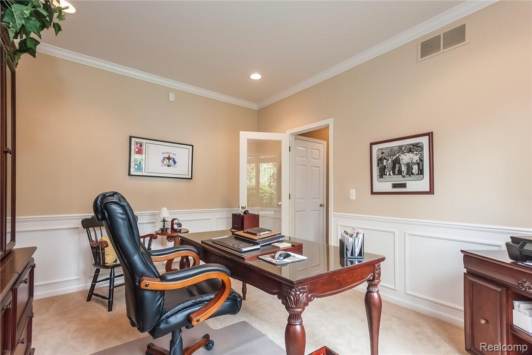 1157 Krista Court Rochester, MI 48307 - Photo 20 of 39 022-4095364-medium.jpg