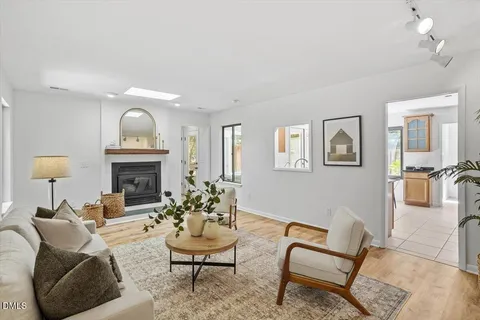 $513,000 | 120 Summerlin Drive, Chapel Hill, NC 27514