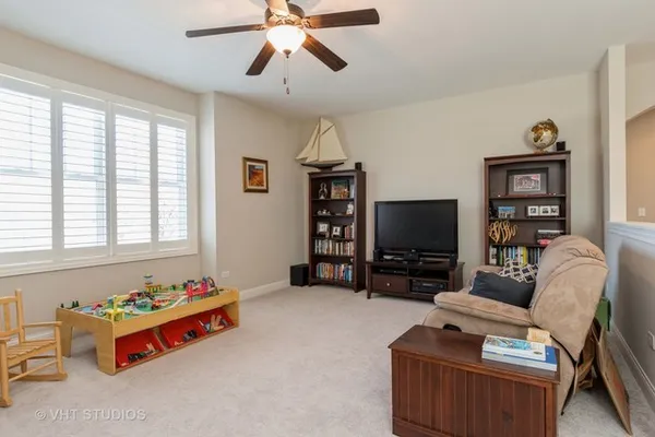 $4,950 | 1236 North Webster Street, Naperville, IL 60563