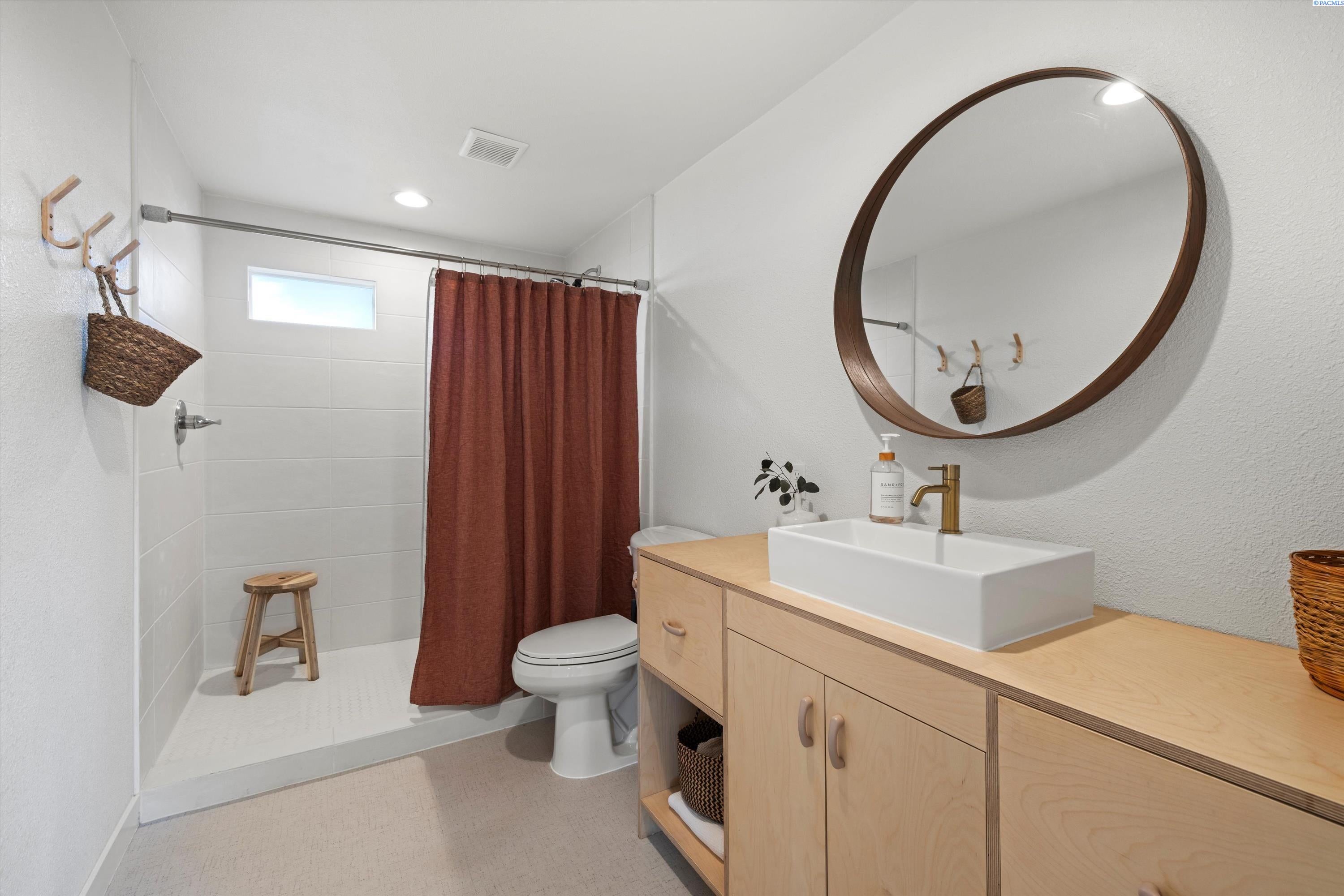 98407 East Reata Road Kennewick, WA 99338 - Photo 12 of 25 Gallery Image 12