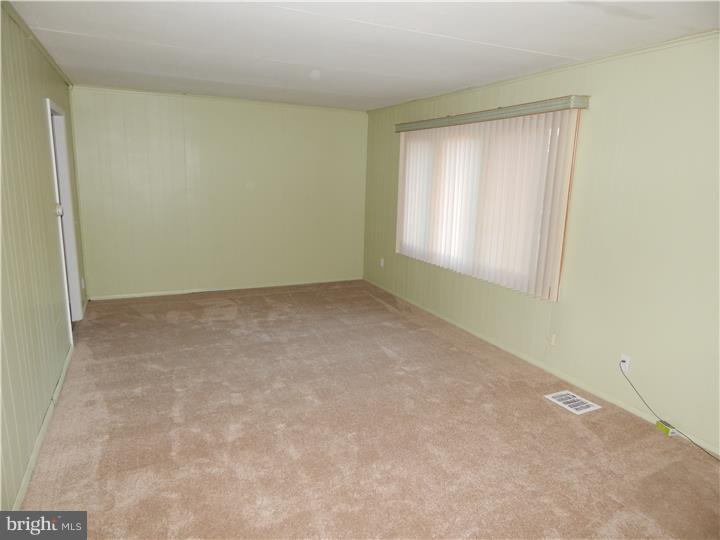 236 Chelsea Road Fairless Hills, PA 19030 - Photo 3 of 12 Living Room
