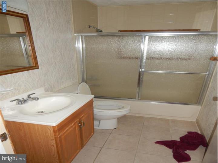 236 Chelsea Road Fairless Hills, PA 19030 - Photo 6 of 12 Bathroom
