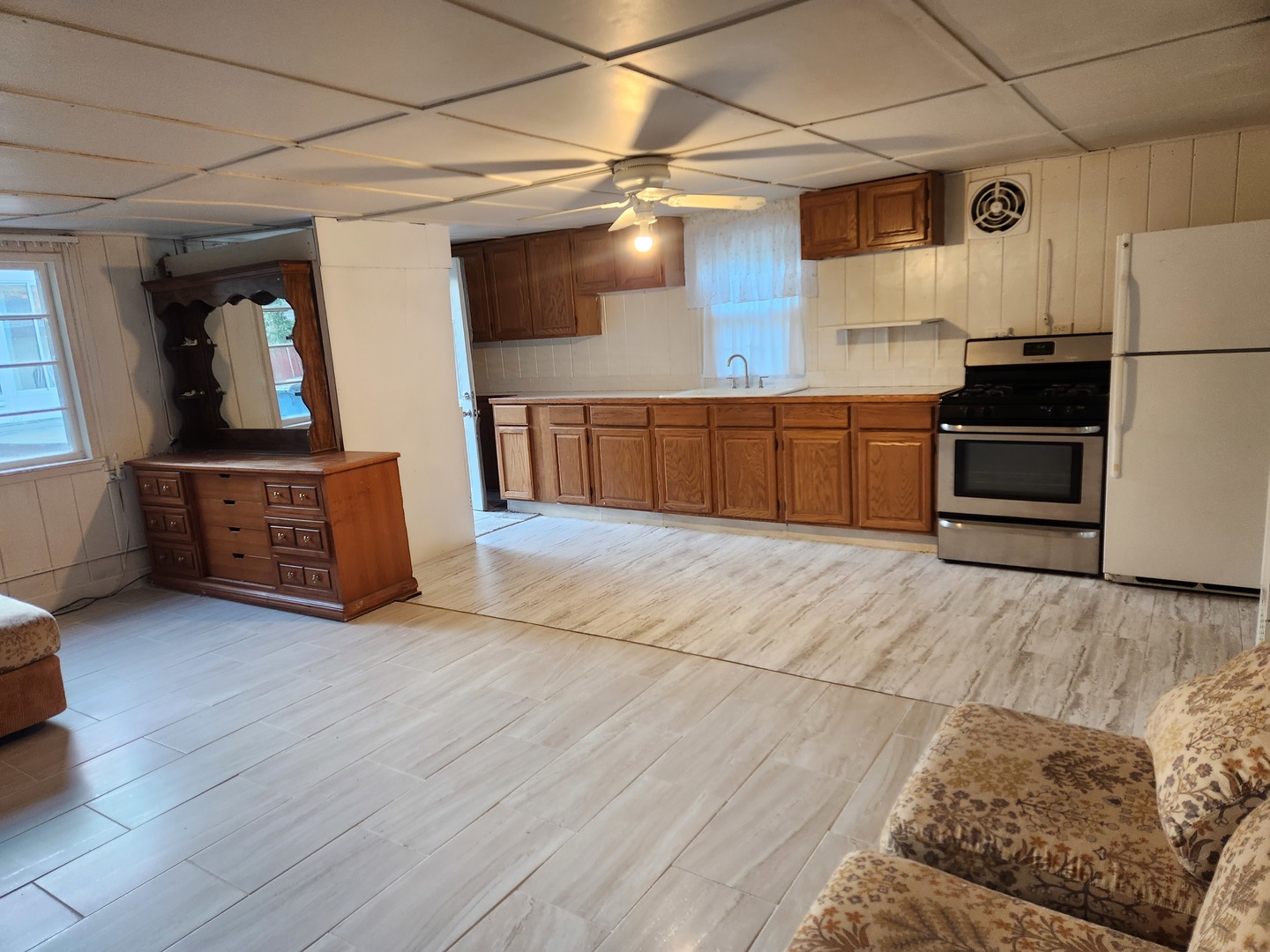 215 North Westgate Road Mount Prospect, IL 60056 - Photo 21 of 25 Gallery Image 21