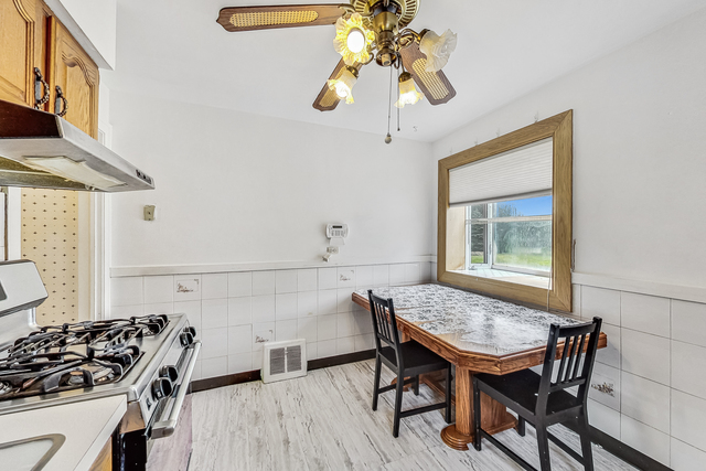 215 North Westgate Road Mount Prospect, IL 60056 - Photo 6 of 25 Gallery Image 6