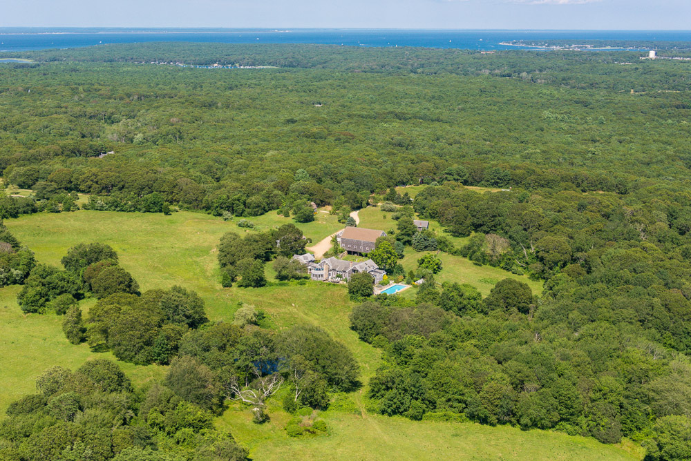 140 Merry Farm Road West Tisbury, MA 02568 - Photo 26 of 32