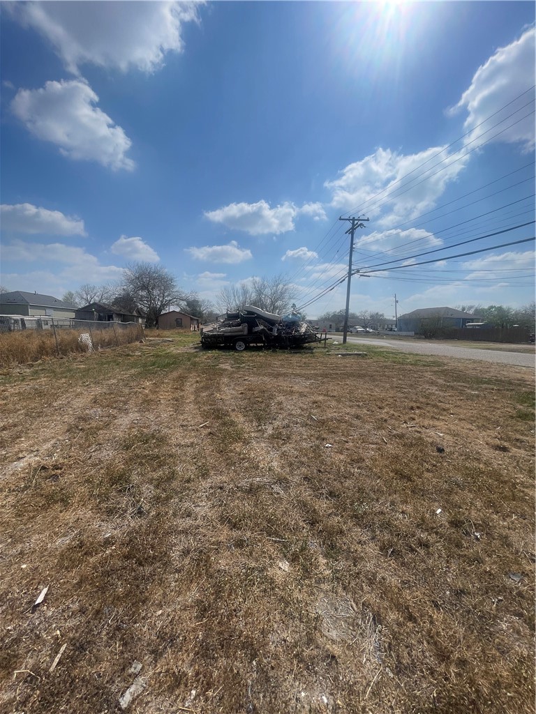 1040 Nebraska Street Robstown, TX 78380 - Photo 3 of 6