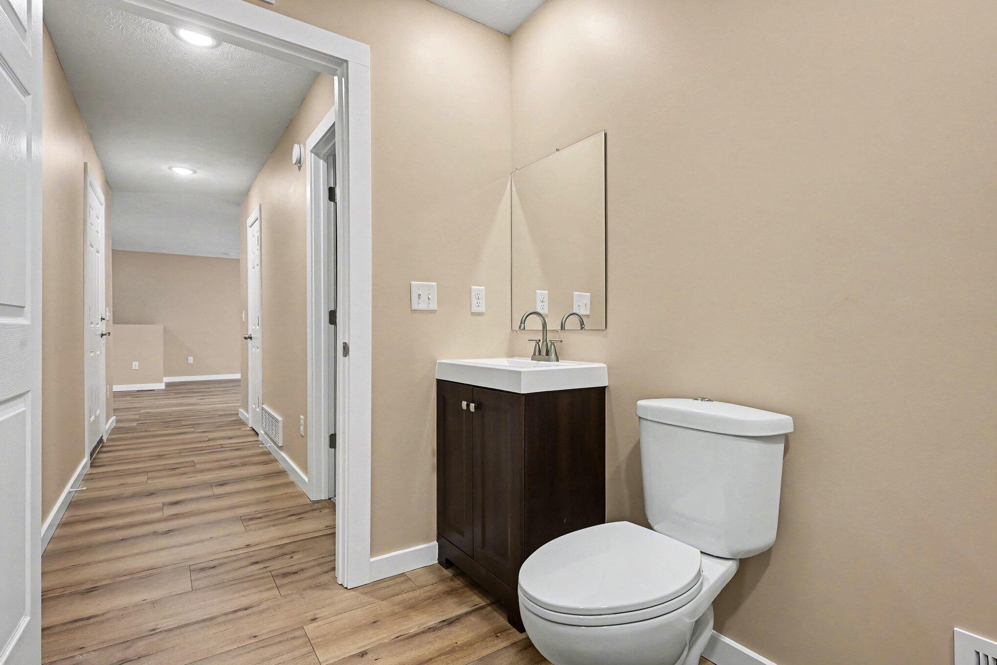 5882 Mullen Ridge Drive Delton, MI 49046 - Photo 20 of 38 011_file_7126