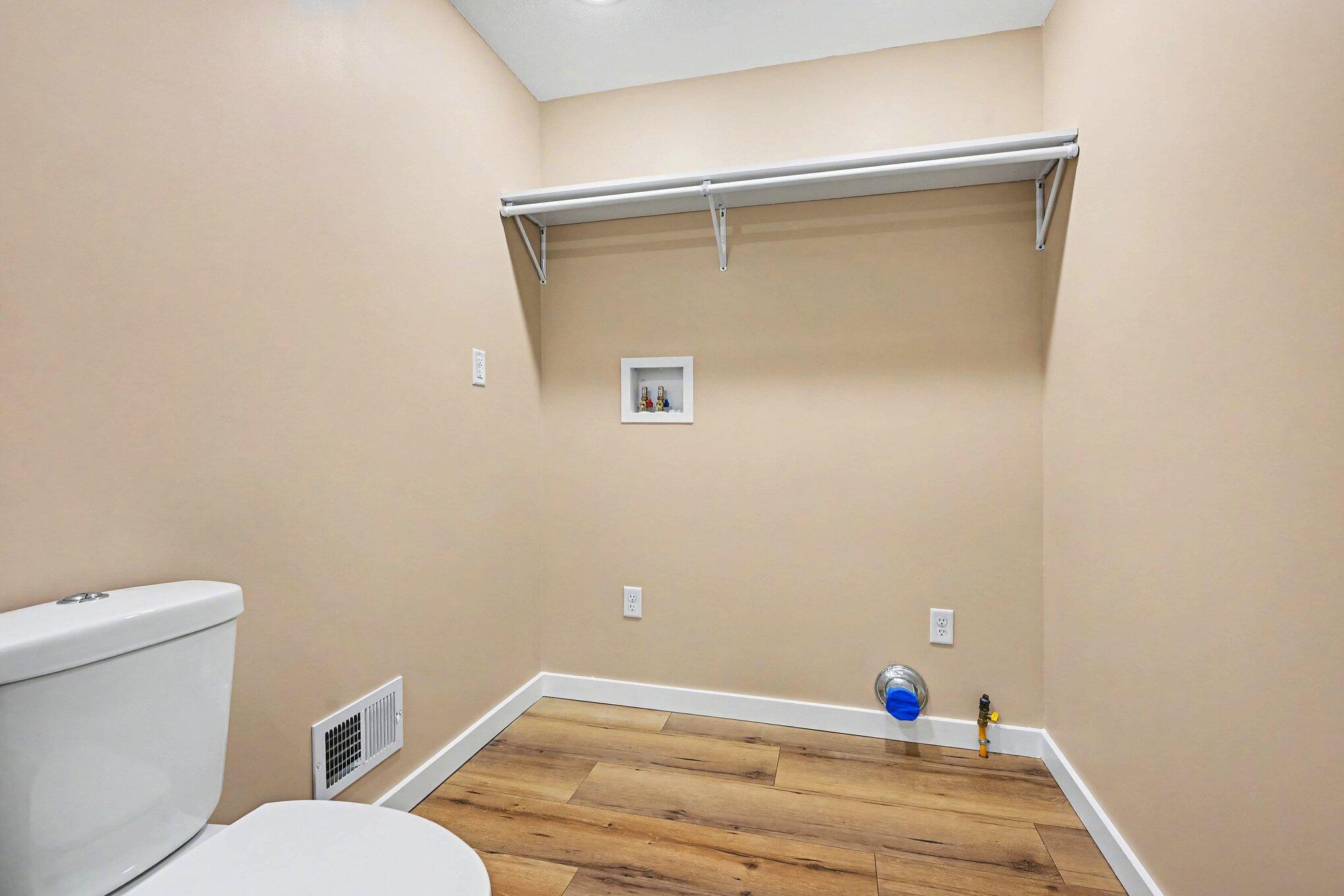 5882 Mullen Ridge Drive Delton, MI 49046 - Photo 21 of 38 021_file_6570