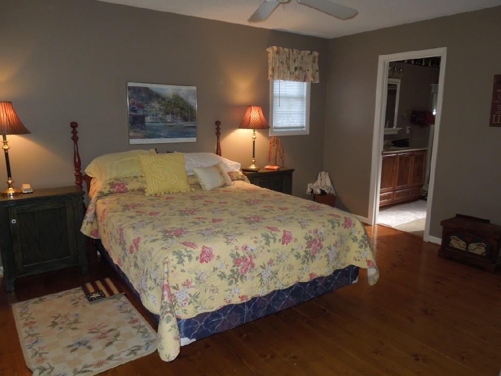 1034 Persinger Road Southwest Roanoke, VA 24015 - Photo 15 of 51 DSCN6709.JPG