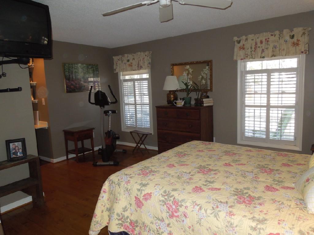 1034 Persinger Road Southwest Roanoke, VA 24015 - Photo 16 of 51 DSCN6710.JPG