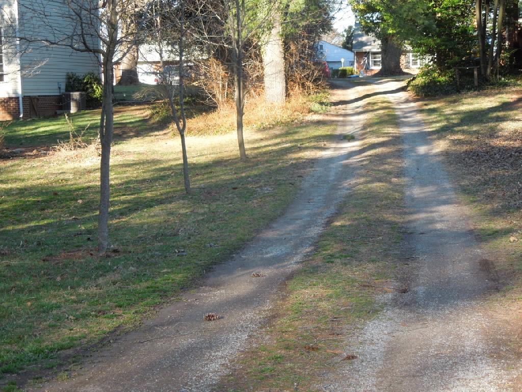 1034 Persinger Road Southwest Roanoke, VA 24015 - Photo 51 of 51 DSCN6741.JPG