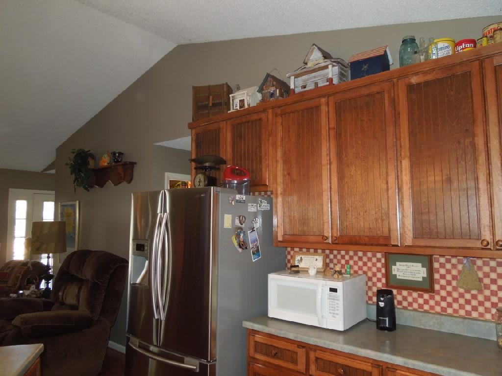 1034 Persinger Road Southwest Roanoke, VA 24015 - Photo 9 of 51 DSCN6702.JPG