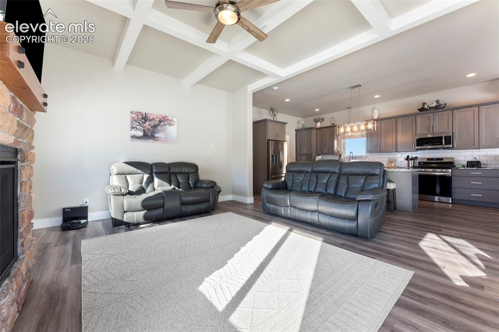 489 Due S Road Florissant, CO 80816 - Photo 8 of 41