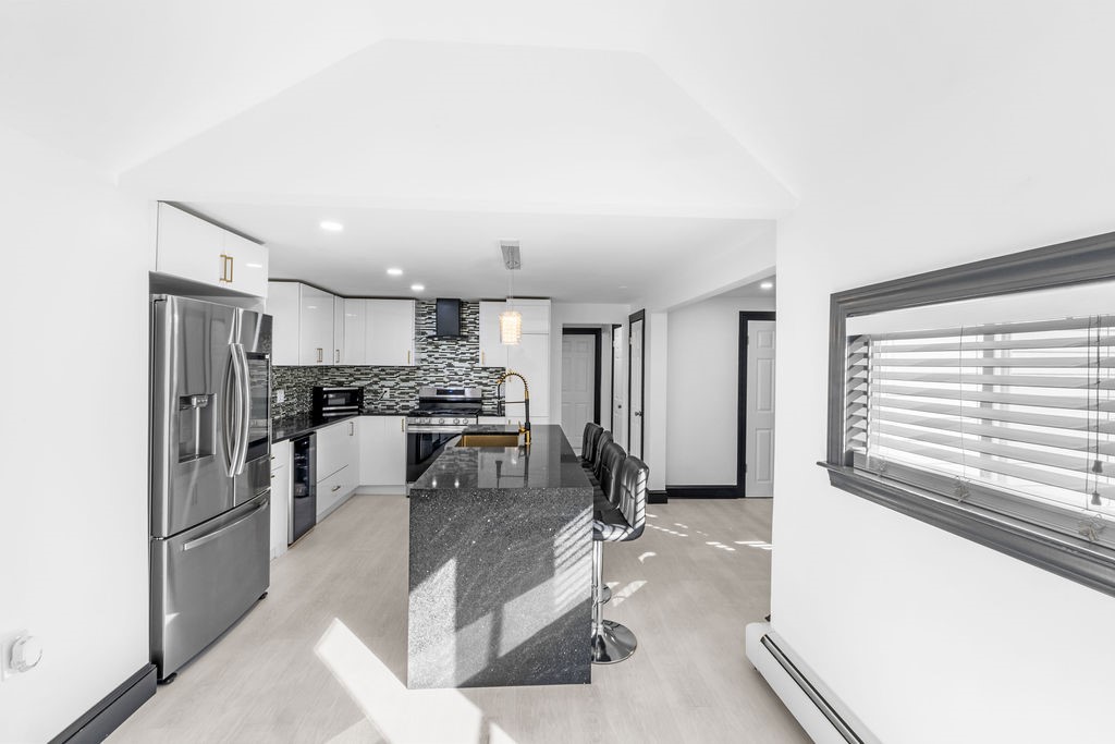 221 Holmes Road Warwick, RI 02888 - Photo 16 of 39