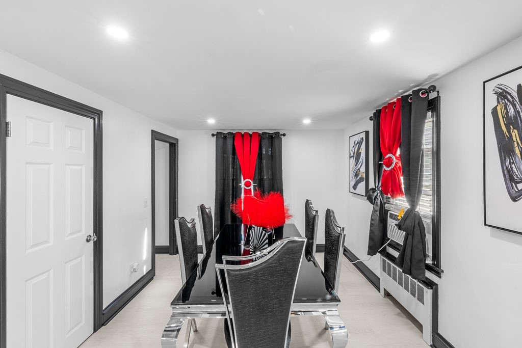 221 Holmes Road Warwick, RI 02888 - Photo 17 of 39