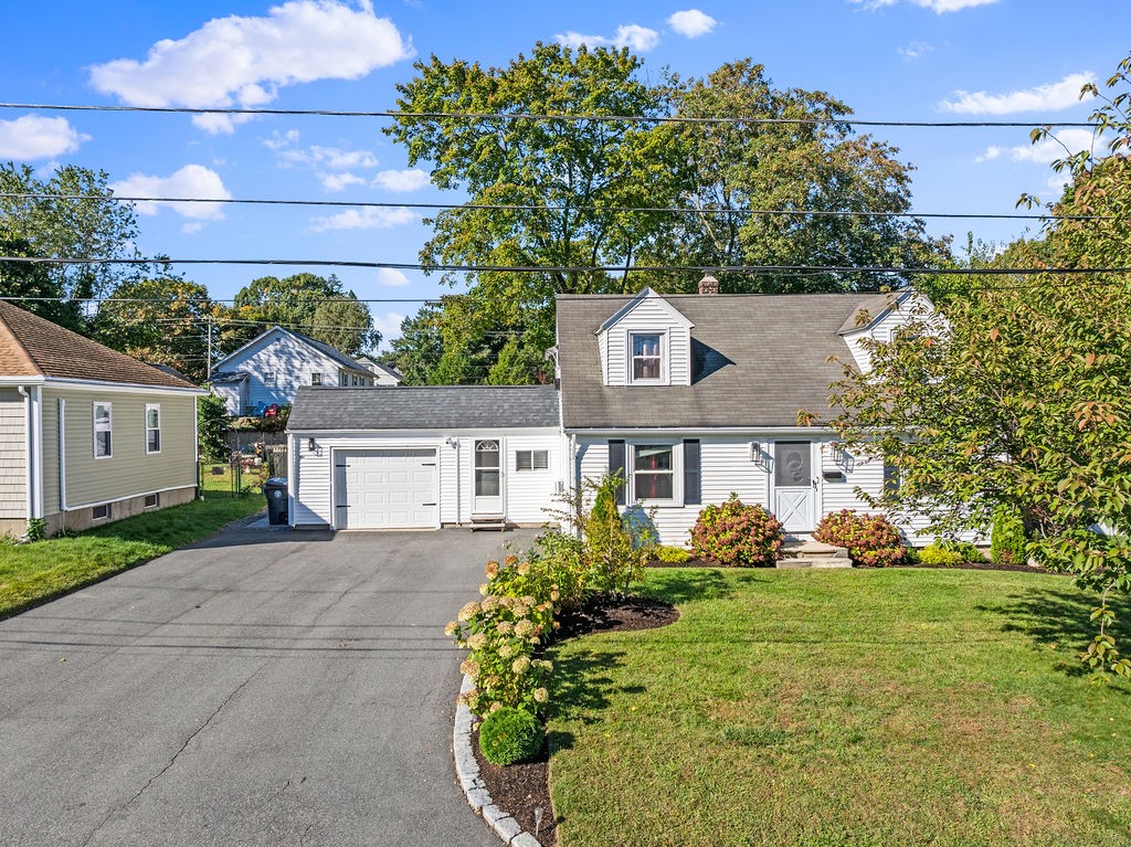 221 Holmes Road Warwick, RI 02888 - Photo 2 of 39