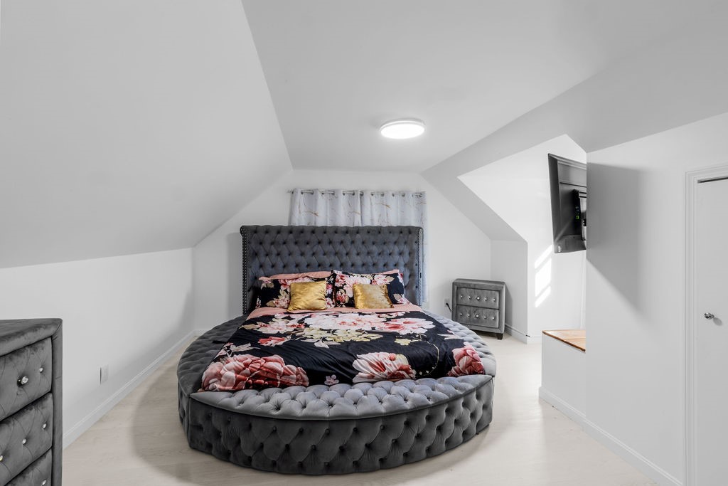 221 Holmes Road Warwick, RI 02888 - Photo 26 of 39 Bedroom 2 on the 2nd level