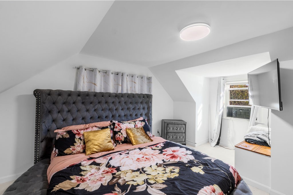 221 Holmes Road Warwick, RI 02888 - Photo 27 of 39