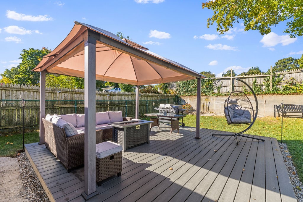 221 Holmes Road Warwick, RI 02888 - Photo 33 of 39