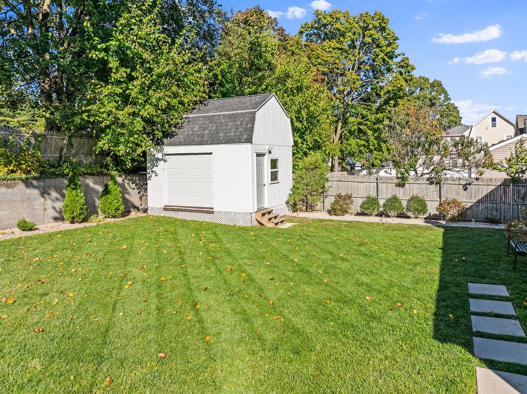 221 Holmes Road Warwick, RI 02888 - Photo 37 of 39