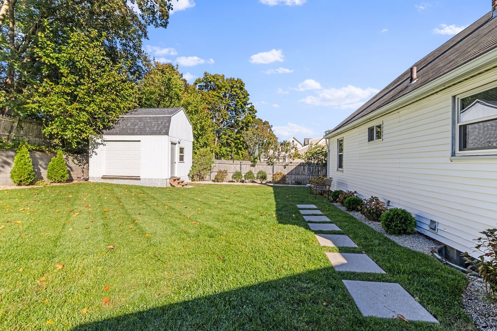 221 Holmes Road Warwick, RI 02888 - Photo 38 of 39