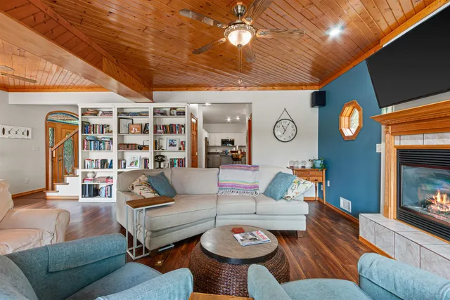 $990,000 | N1736 20th Road, Wautoma, WI 54982