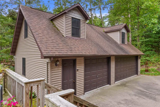 $990,000 | N1736 20th Road, Wautoma, WI 54982