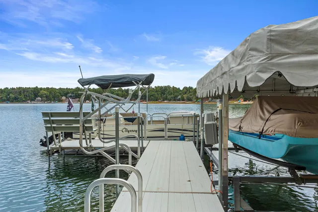 $990,000 | N1736 20th Road, Wautoma, WI 54982