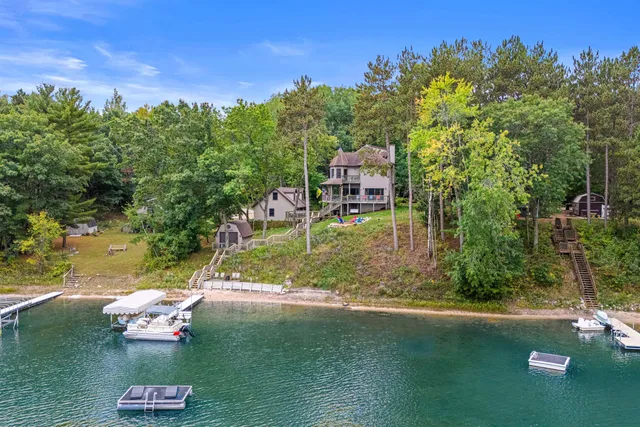 $990,000 | N1736 20th Road, Wautoma, WI 54982