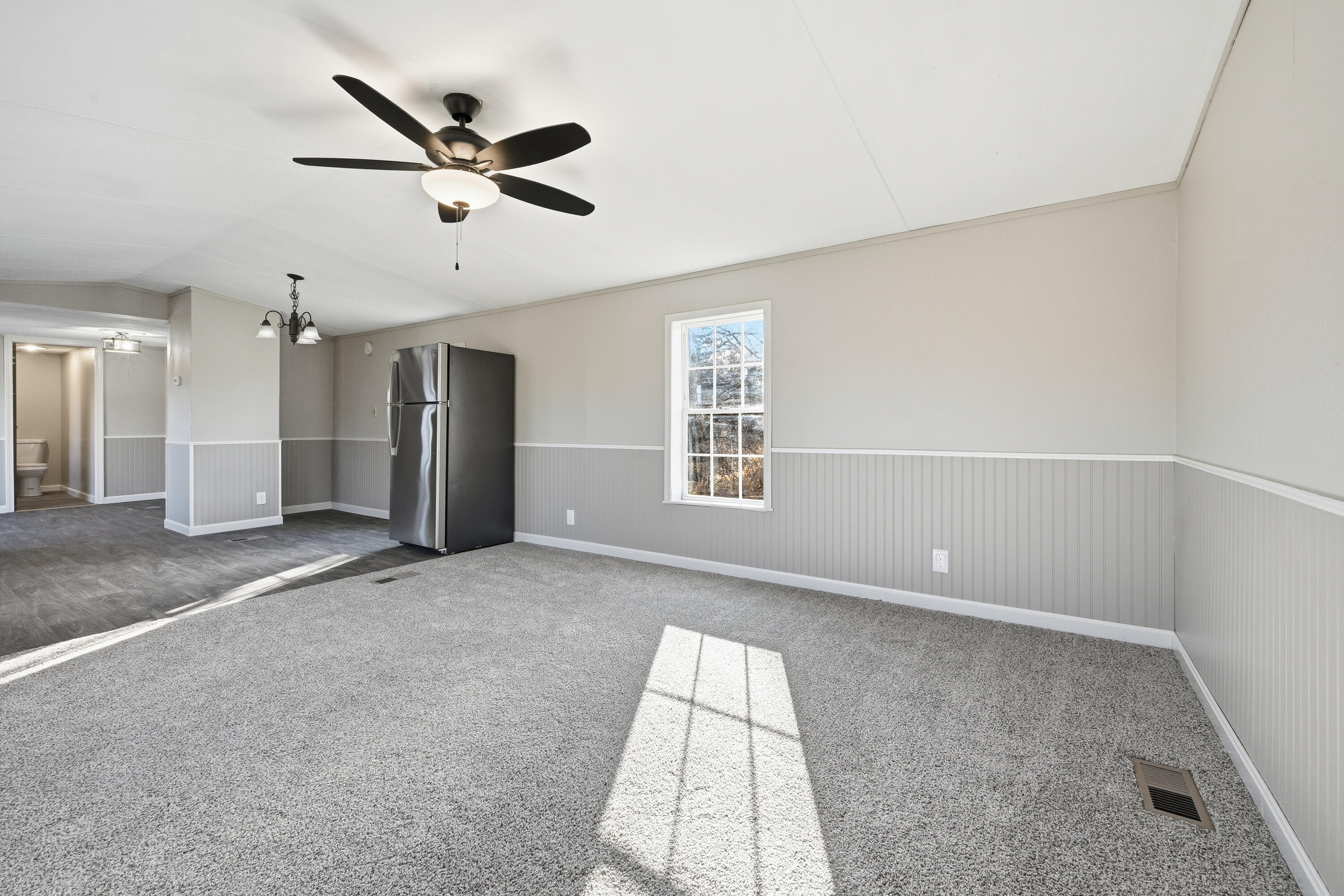 480 Johnson Flat Road Clinton, ME 04927 - Photo 5 of 27 110311gr-117
