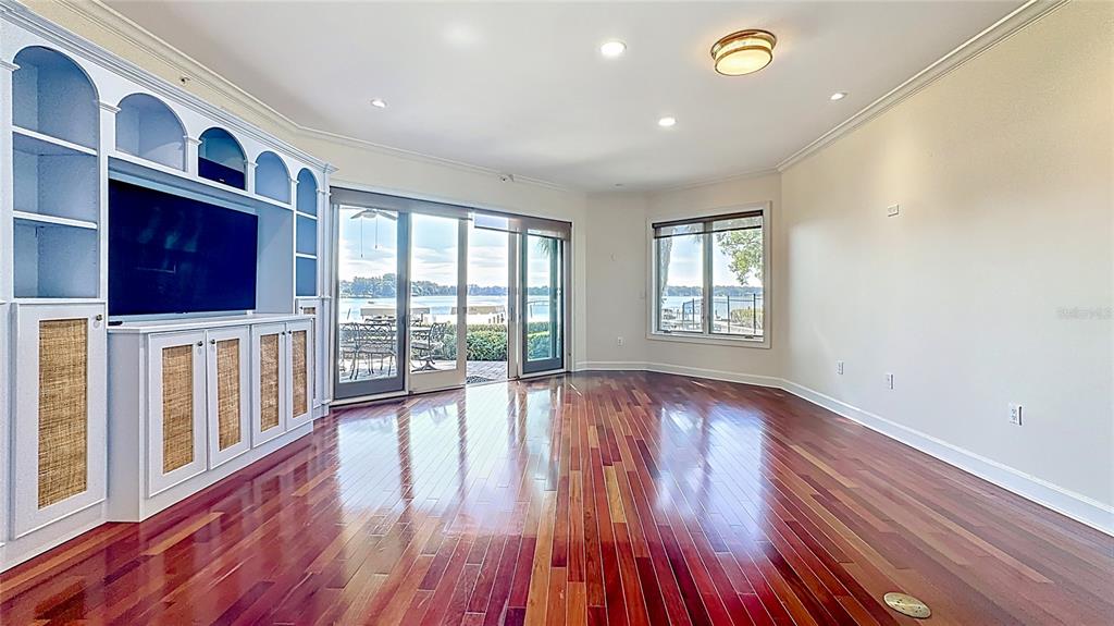 660 Osceola Avenue, Unit 101 Winter Park, FL 32789 - Photo 4 of 65