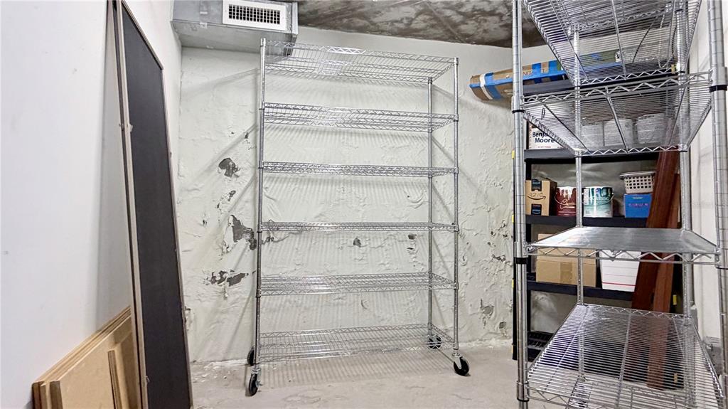 660 Osceola Avenue, Unit 101 Winter Park, FL 32789 - Photo 54 of 65 a view of walk in closet