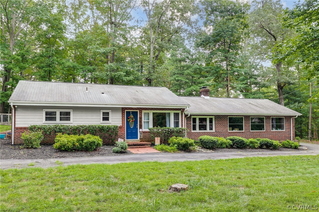7854 Whitworth Road North Chesterfield, VA 23235 - Photo 1 of 20 Gallery Image 1