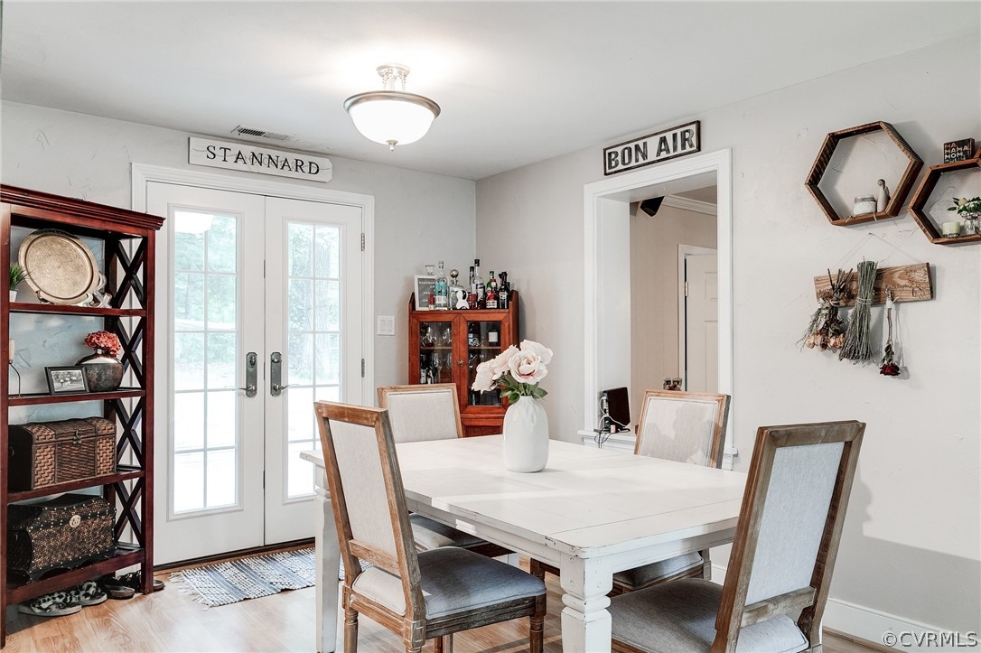 7854 Whitworth Road North Chesterfield, VA 23235 - Photo 6 of 20 Gallery Image 6