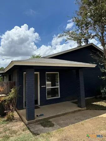 $1,175 | 1113 Dartmouth Avenue, Unit A, San Marcos, TX 78666