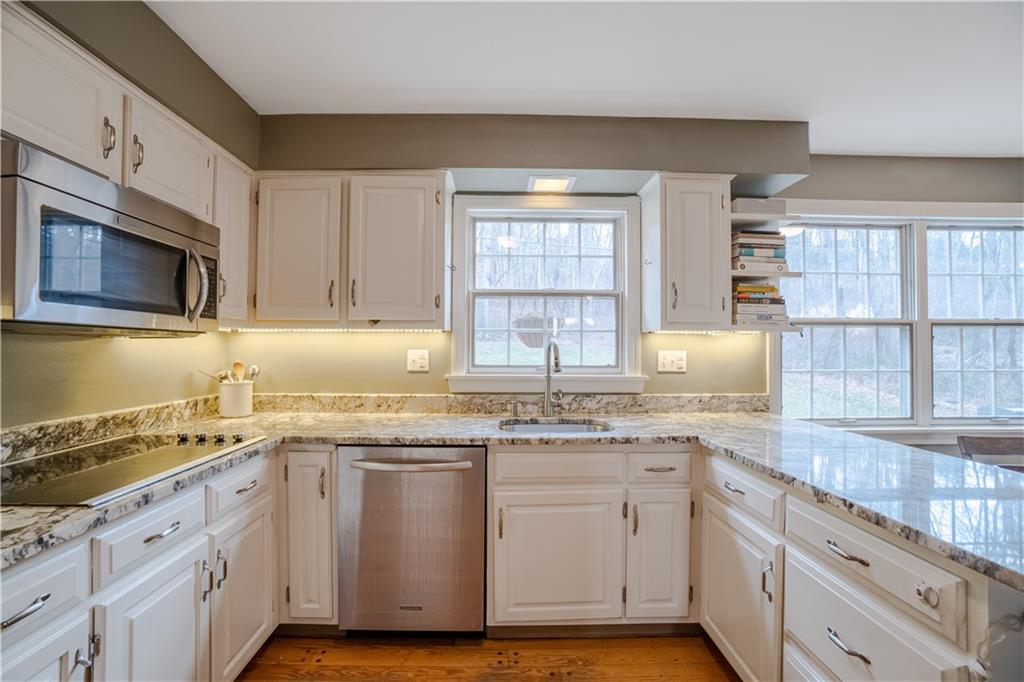 100 Highland Road Pittsburgh, PA 15238 - Photo 8 of 25 Gallery Image 8