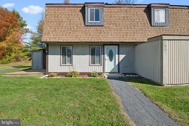 $185,000 | 76 King Henry Circle, Unit 76B, Baltimore, MD 21237