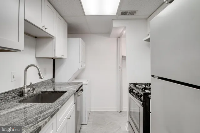 $185,000 | 76 King Henry Circle, Unit 76B, Baltimore, MD 21237