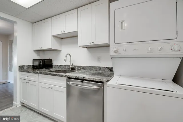 $185,000 | 76 King Henry Circle, Unit 76B, Baltimore, MD 21237